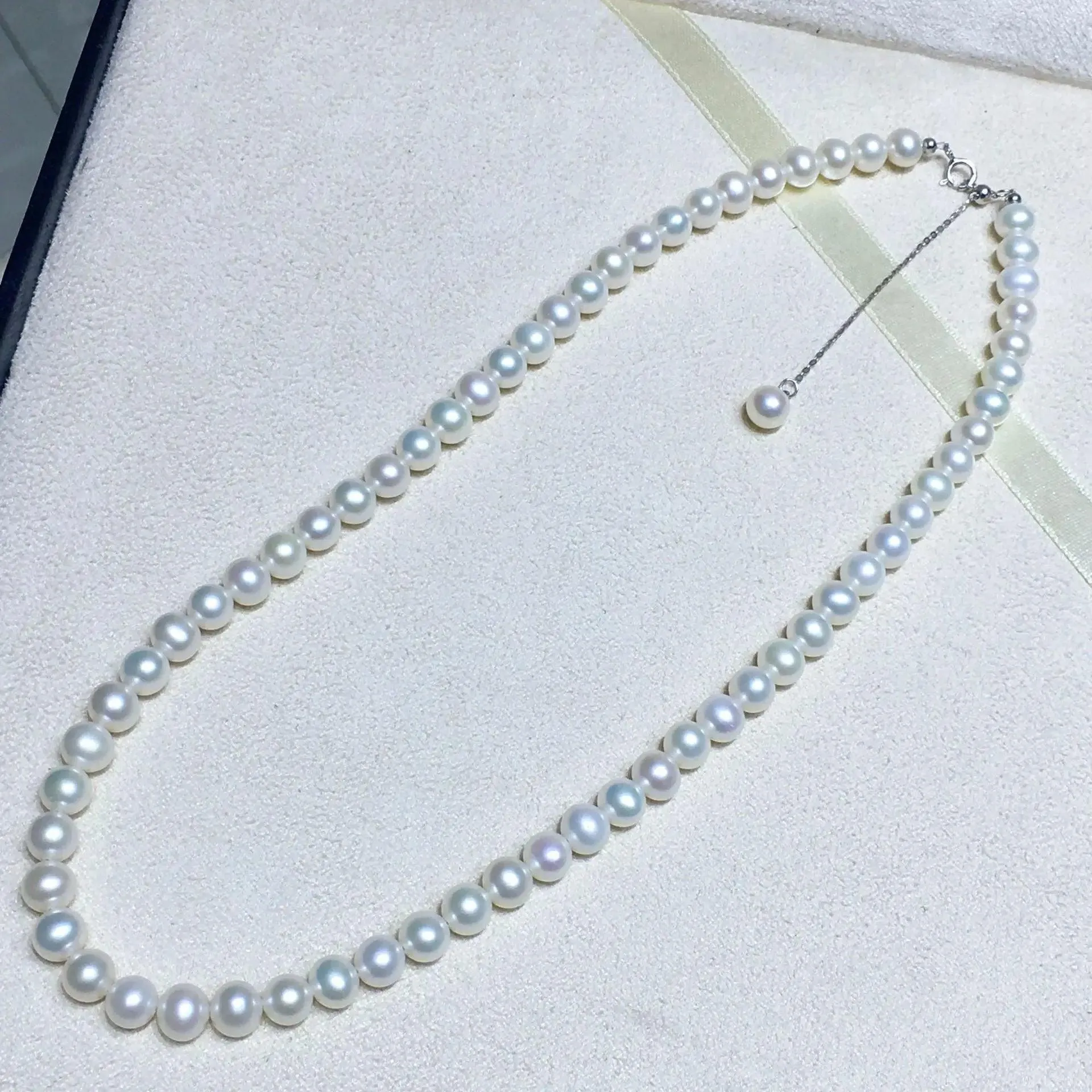 Classic Evergreen Pearl Strand Necklace