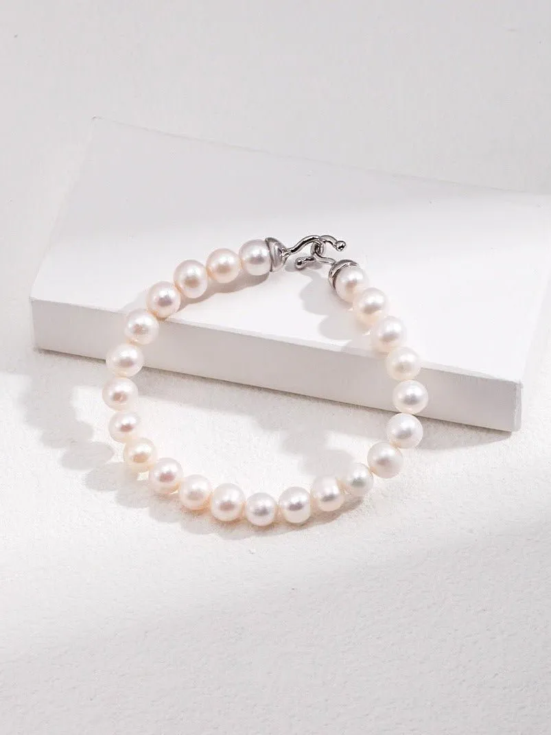 Elegant Natural Pearl Bracelets