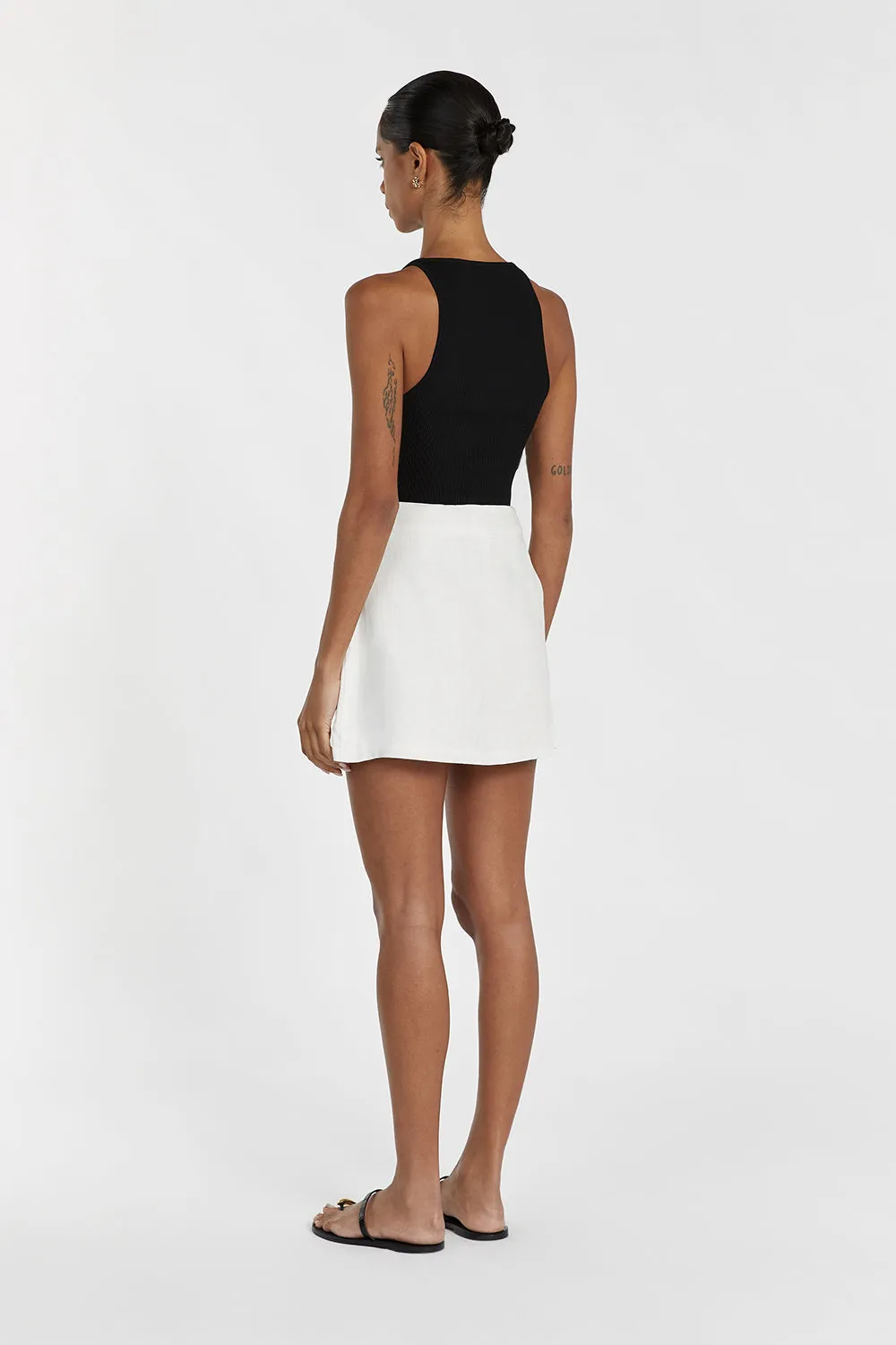 EVA OFF WHITE LINEN SKORT