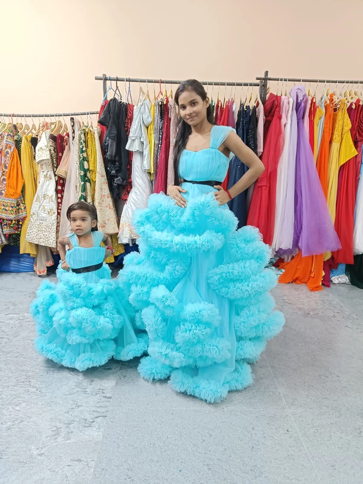 G1648, Ice Blue Ruffled Mother Daughter Shoot Gown, Size (ALL)pp