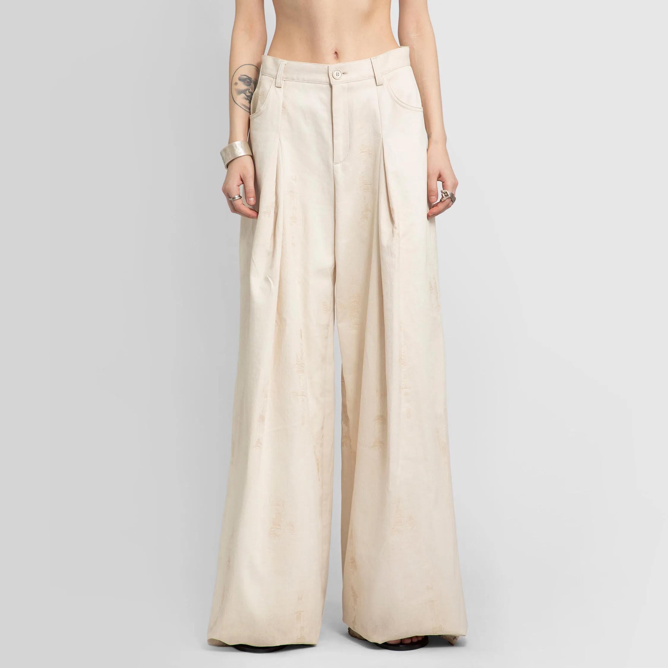 LISA VON TANG WOMAN BEIGE TROUSERS